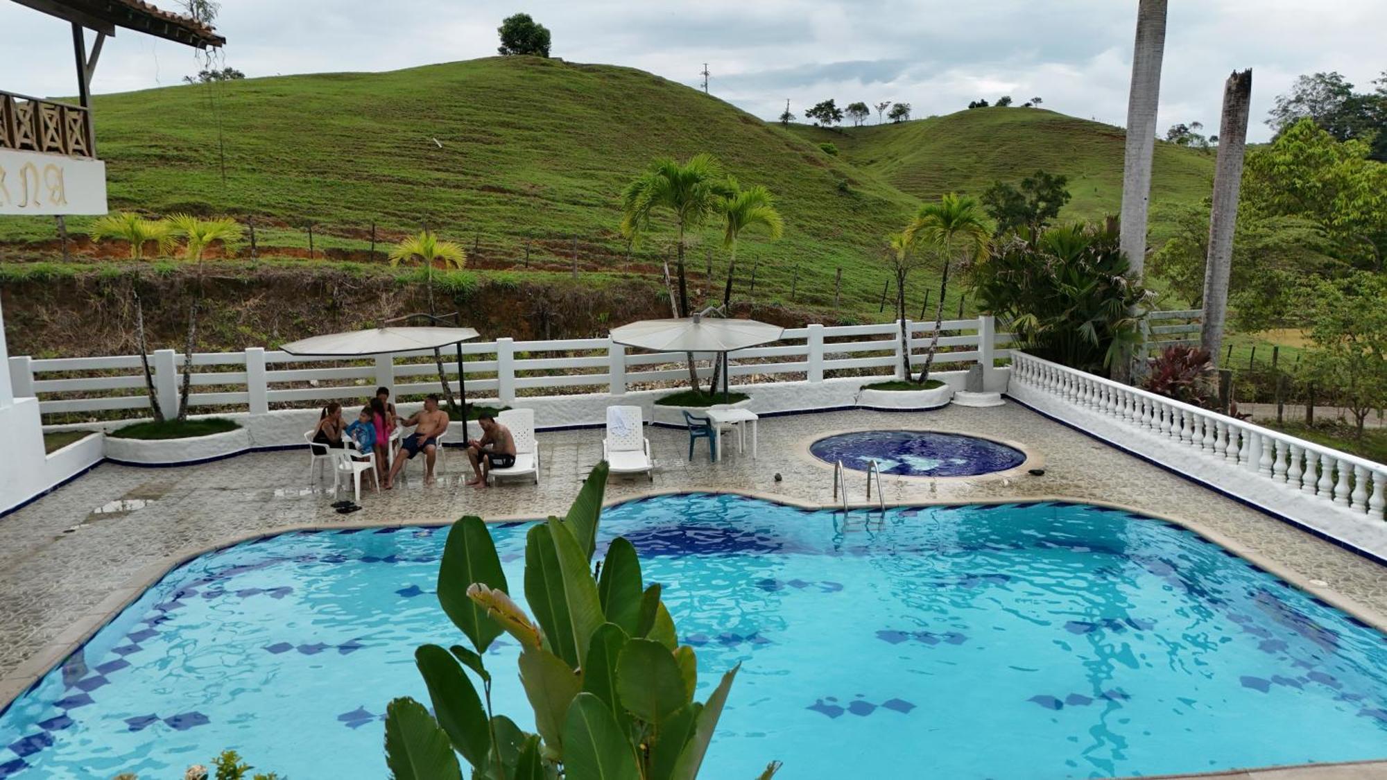Hotel Campestre Las Cavernas La Mesa Norte المظهر الخارجي الصورة
